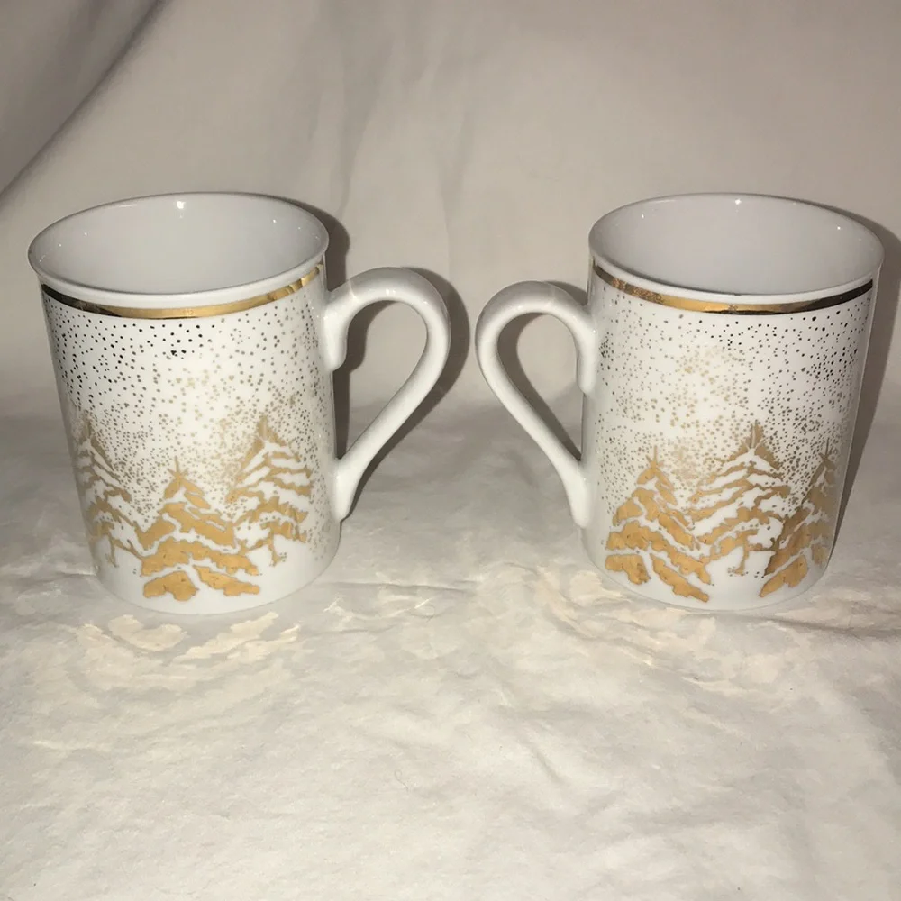 2 Dansk Porcelain Golden Pine Holiday Mugs with Metallic Gold EvergreenTrees
